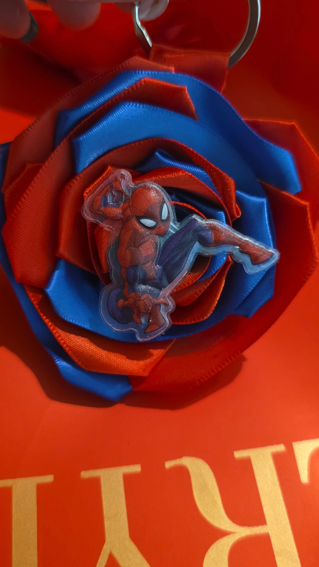 ❤️💙 Swing into style with our handmade Spider-Man Ribbon Rose Keychain