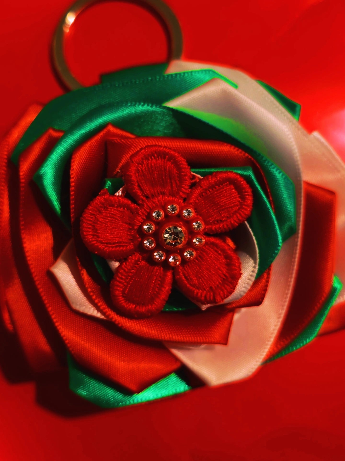 🌹🇲🇽 Handmade Mexican Ribbon Rose Keychain great for purses 🇲🇽🌹