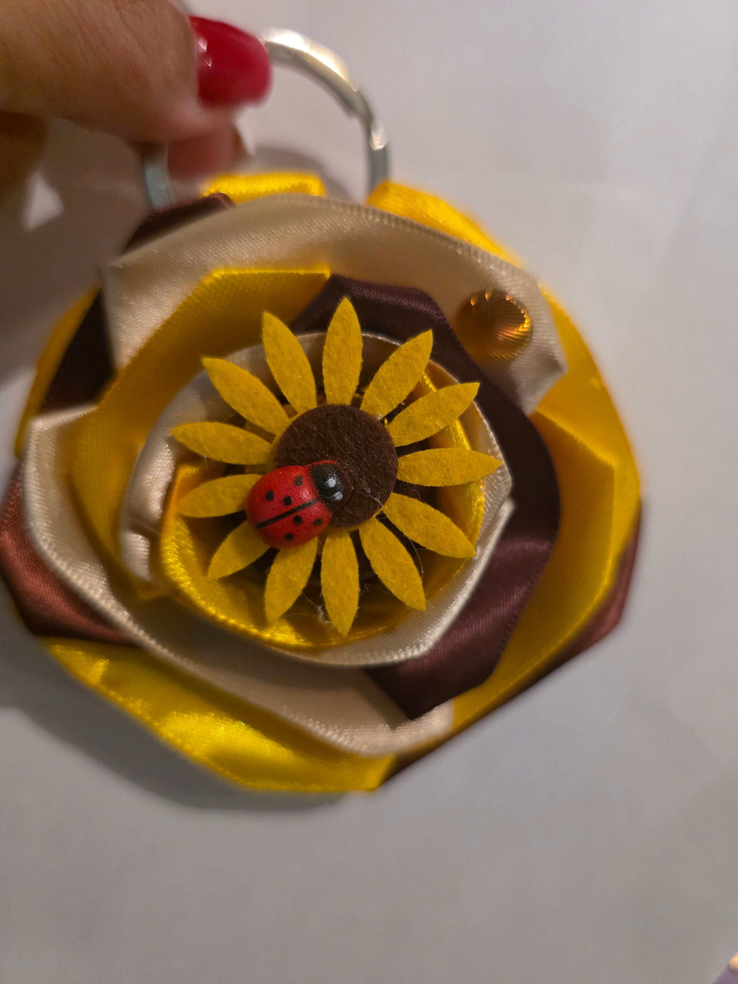 🌻🐞 Sunflower Ribbon Rose Keychain 🐞🌻